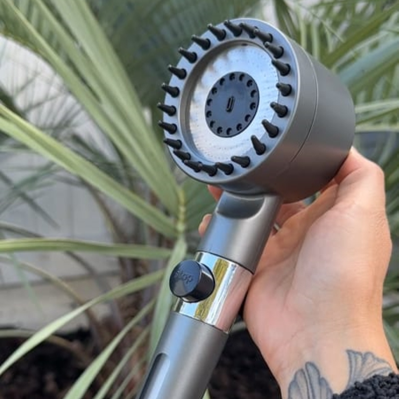 HydroSoothe™ Premium Filtered Shower Head (Includes 5 Filter Refills)